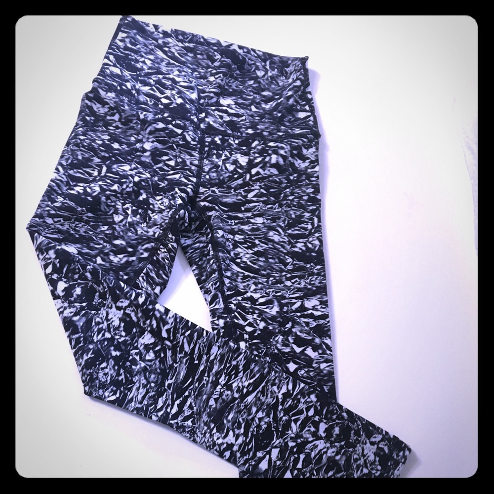 NWOT Lululemon Legging Size 2